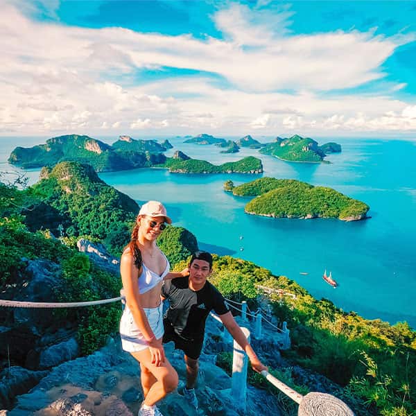 Ang Thong Marine Park Speedboat Tour with Kayaking